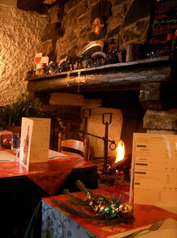 Auberge Des Pyrenees Sainte-Marie-de-Campan Luaran gambar